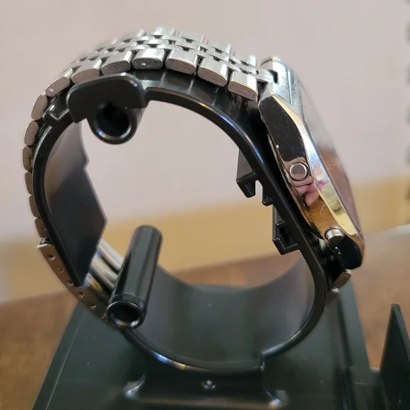 80's Vintage Seiko Digital Watch - Picture 4 of 7